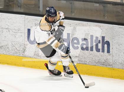 Thumbnail 3 in St. John Bosco vs. Edison photogallery.
