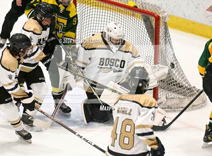 Thumbnail 1 in St. John Bosco vs. Edison photogallery.