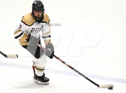 Thumbnail 2 in St. John Bosco vs. Edison photogallery.