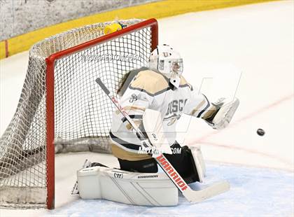 Thumbnail 2 in St. John Bosco vs. Edison photogallery.