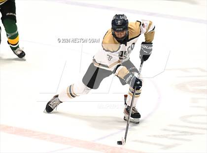 Thumbnail 1 in St. John Bosco vs. Edison photogallery.