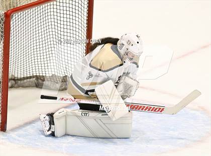 Thumbnail 3 in St. John Bosco vs. Edison photogallery.
