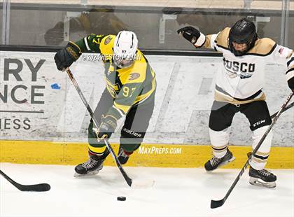 Thumbnail 1 in St. John Bosco vs. Edison photogallery.