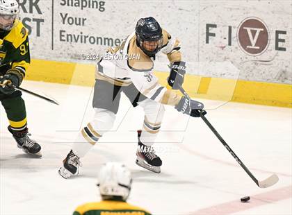 Thumbnail 3 in St. John Bosco vs. Edison photogallery.