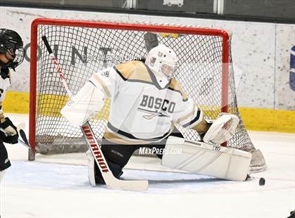 Thumbnail 3 in St. John Bosco vs. Edison photogallery.