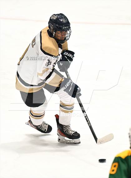 Thumbnail 2 in St. John Bosco vs. Edison photogallery.