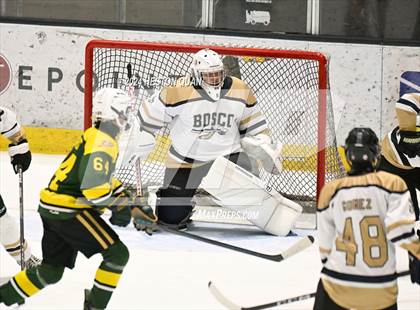 Thumbnail 2 in St. John Bosco vs. Edison photogallery.