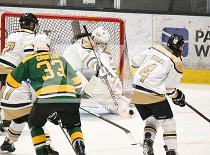 Thumbnail 3 in St. John Bosco vs. Edison photogallery.