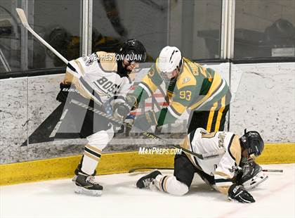 Thumbnail 3 in St. John Bosco vs. Edison photogallery.