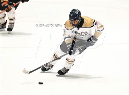 Thumbnail 1 in St. John Bosco vs. Edison photogallery.
