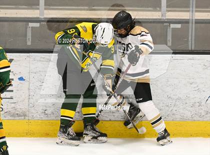Thumbnail 2 in St. John Bosco vs. Edison photogallery.