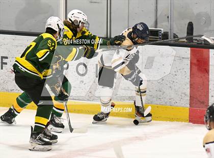 Thumbnail 2 in St. John Bosco vs. Edison photogallery.
