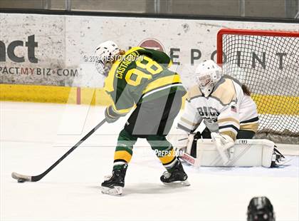 Thumbnail 2 in St. John Bosco vs. Edison photogallery.
