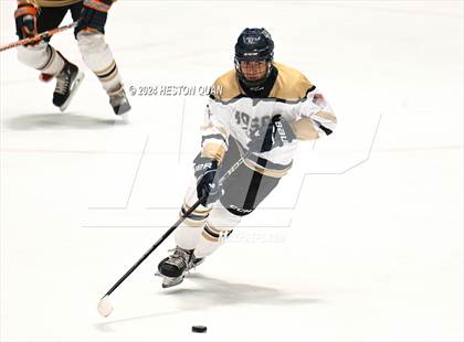 Thumbnail 2 in St. John Bosco vs. Edison photogallery.