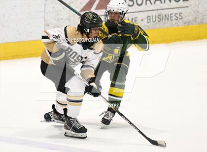 Thumbnail 2 in St. John Bosco vs. Edison photogallery.