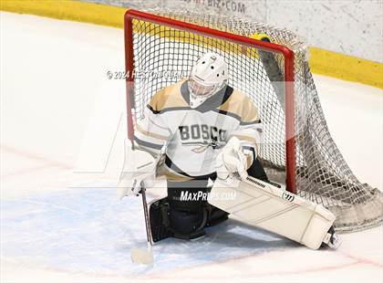 Thumbnail 1 in St. John Bosco vs. Edison photogallery.