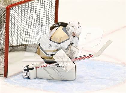 Thumbnail 1 in St. John Bosco vs. Edison photogallery.