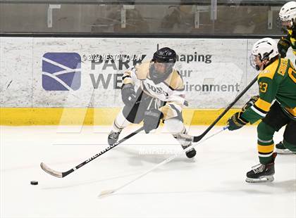 Thumbnail 2 in St. John Bosco vs. Edison photogallery.