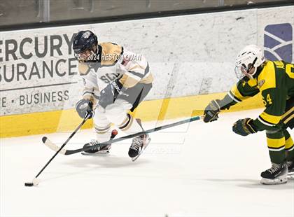 Thumbnail 2 in St. John Bosco vs. Edison photogallery.