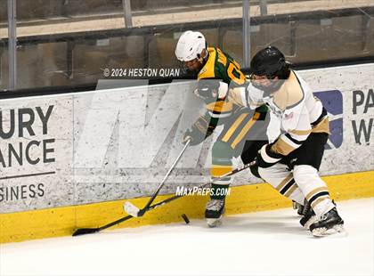 Thumbnail 2 in St. John Bosco vs. Edison photogallery.