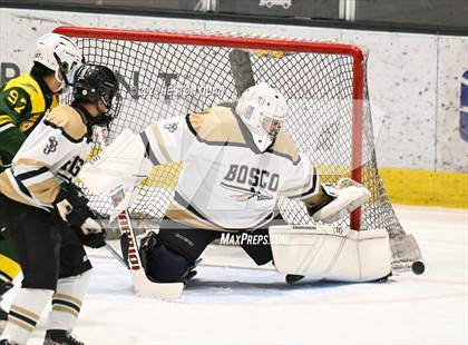 Thumbnail 1 in St. John Bosco vs. Edison photogallery.