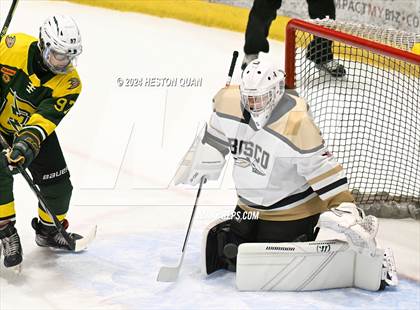 Thumbnail 1 in St. John Bosco vs. Edison photogallery.