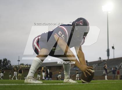 Thumbnail 3 in Tompkins vs Jordan photogallery.