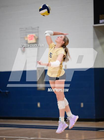 Thumbnail 3 in Baylor @ Soddy Daisy photogallery.