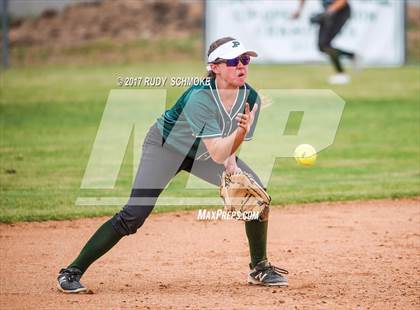 Thumbnail 2 in Granite Hills @ Poway photogallery.