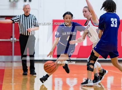 Thumbnail 1 in San Marcos vs Fredericksburg photogallery.