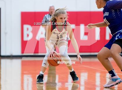 Thumbnail 3 in San Marcos vs Fredericksburg photogallery.