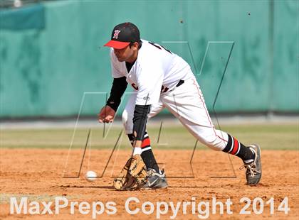 Thumbnail 2 in Hillcrest vs. Greenhill (Lutheran Classic) photogallery.