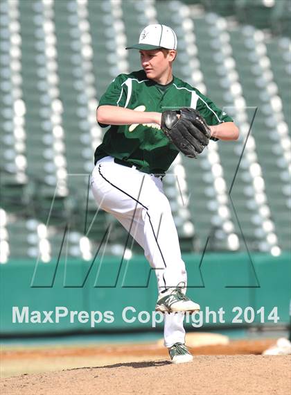 Thumbnail 2 in Hillcrest vs. Greenhill (Lutheran Classic) photogallery.