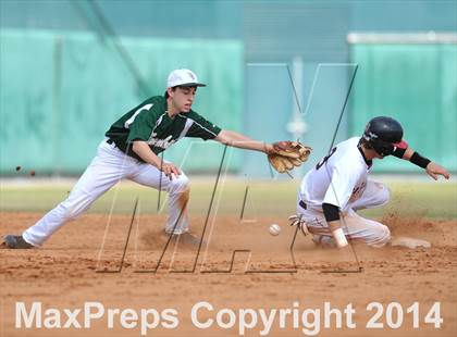 Thumbnail 1 in Hillcrest vs. Greenhill (Lutheran Classic) photogallery.