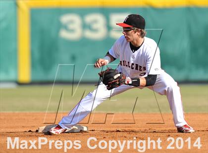 Thumbnail 3 in Hillcrest vs. Greenhill (Lutheran Classic) photogallery.