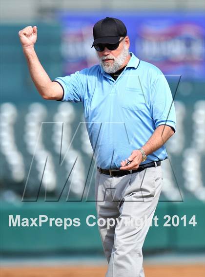 Thumbnail 2 in Hillcrest vs. Greenhill (Lutheran Classic) photogallery.