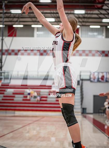 Thumbnail 1 in Viewmont @ Cedar Valley (UHSAA 5A Round 1) photogallery.