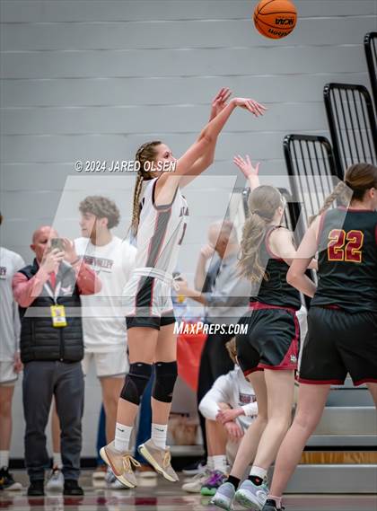 Thumbnail 3 in Viewmont @ Cedar Valley (UHSAA 5A Round 1) photogallery.
