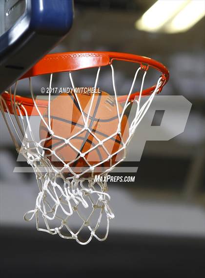 Thumbnail 3 in East Hamilton vs Bradley Central (District 5 3A) photogallery.