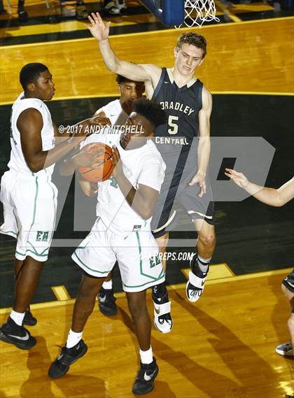 Thumbnail 3 in East Hamilton vs Bradley Central (District 5 3A) photogallery.