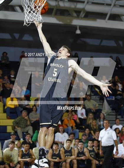 Thumbnail 3 in East Hamilton vs Bradley Central (District 5 3A) photogallery.