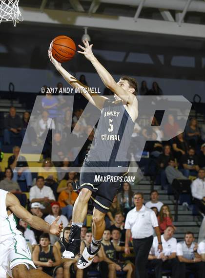 Thumbnail 2 in East Hamilton vs Bradley Central (District 5 3A) photogallery.