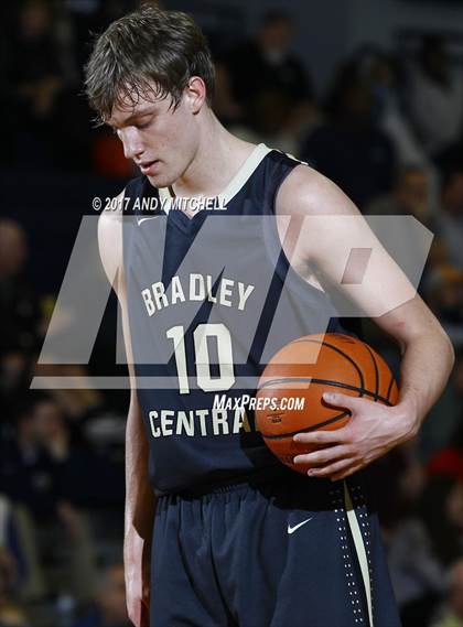 Thumbnail 1 in East Hamilton vs Bradley Central (District 5 3A) photogallery.