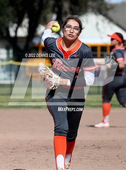 Thumbnail 1 in Modesto vs Merced photogallery.