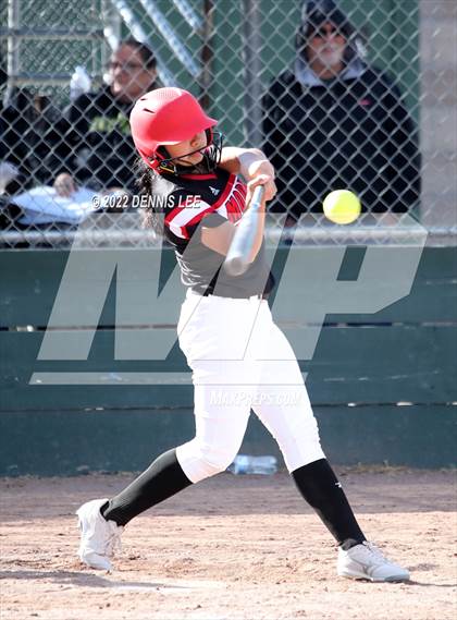Thumbnail 3 in Modesto vs Merced photogallery.