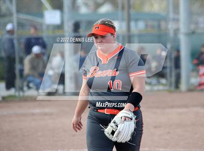 Thumbnail 3 in Modesto vs Merced photogallery.
