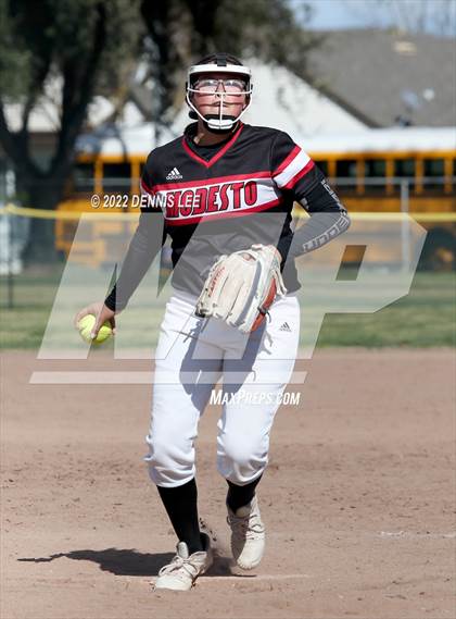 Thumbnail 2 in Modesto vs Merced photogallery.