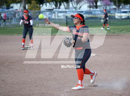 Thumbnail 2 in Modesto vs Merced photogallery.