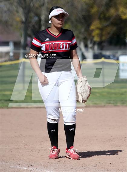 Thumbnail 1 in Modesto vs Merced photogallery.