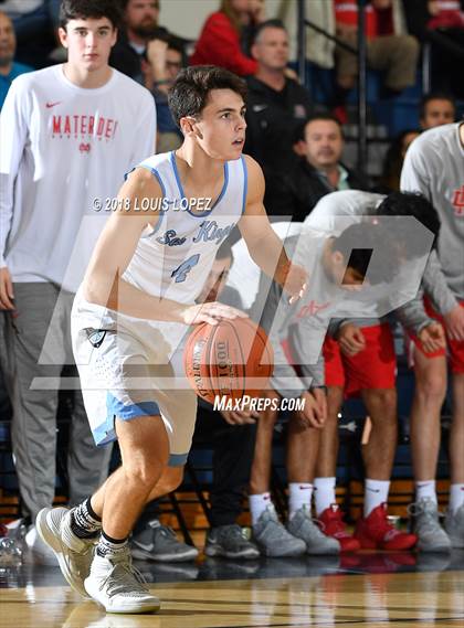 Thumbnail 1 in Mater Dei vs. Corona del Mar (Beach Bash Tournament) photogallery.